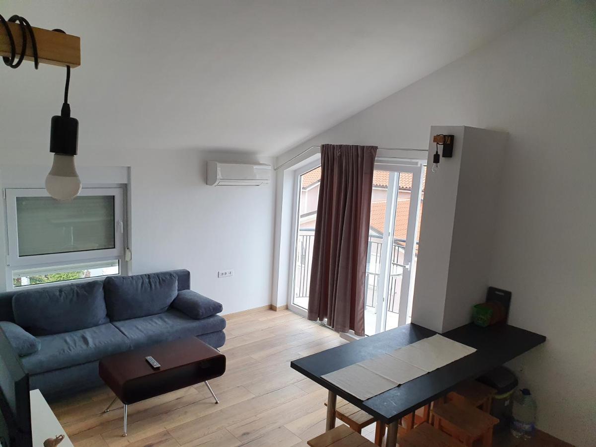 Ferienwohnung Orhidea Medulin Exterior foto